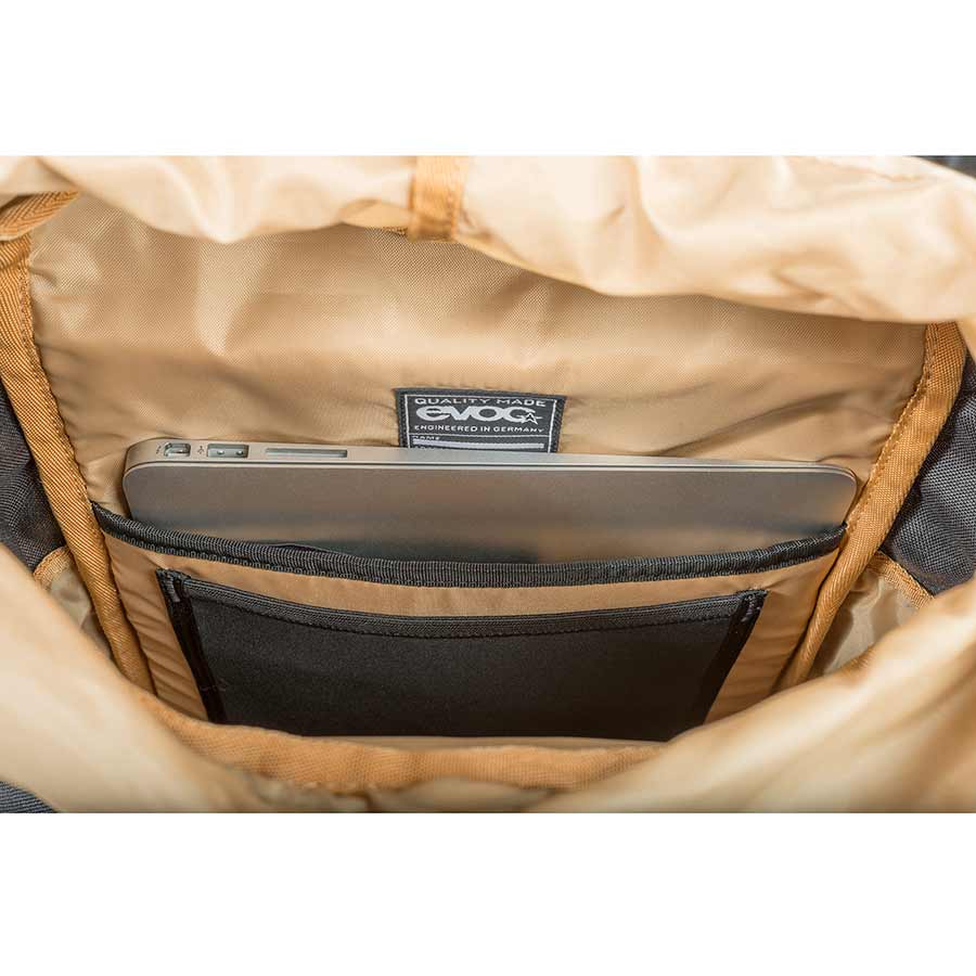 EVOC Mission 22L Backpack